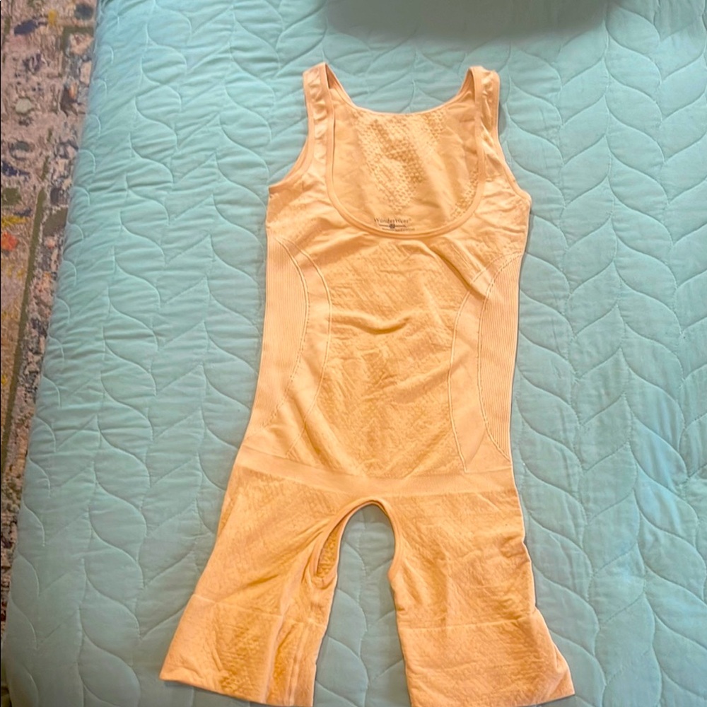 Nude/tan Wunderwear L/XL compression body suit with open crotch